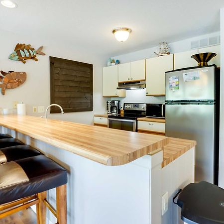 Lakefront Osage Beach Condo With Community Pool Dış mekan fotoğraf