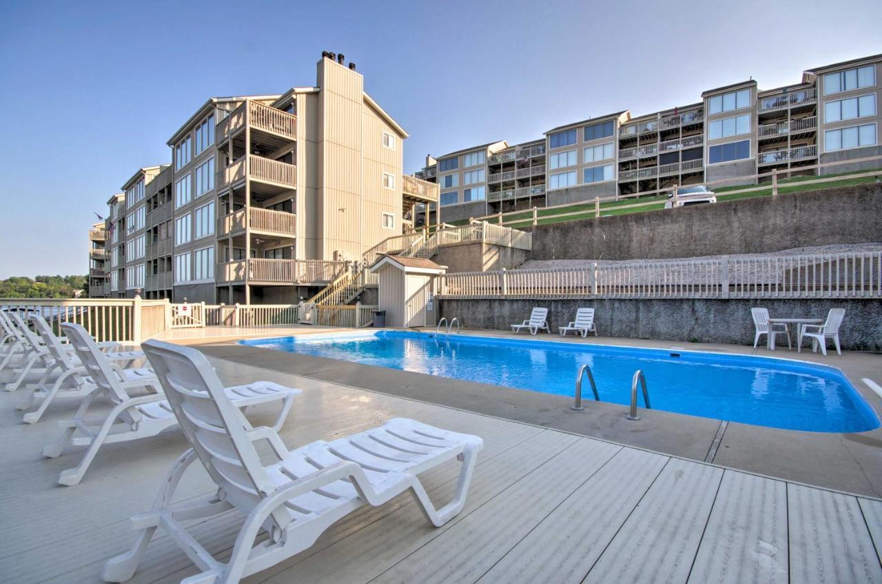Lakefront Osage Beach Condo With Community Pool Dış mekan fotoğraf